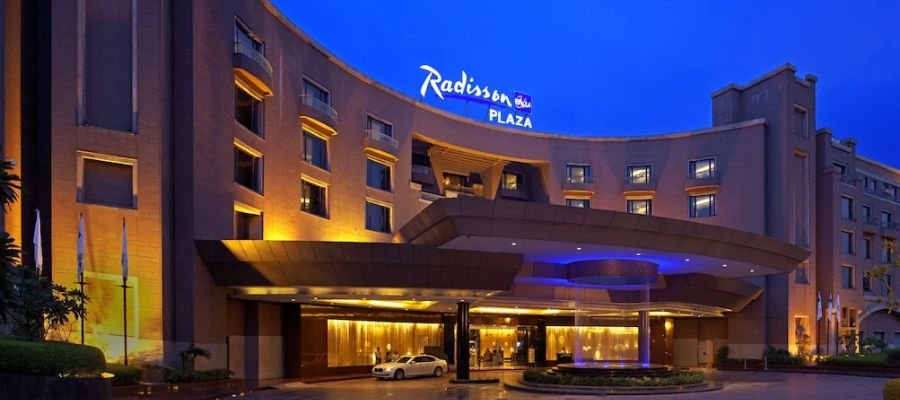 Radisson Blu Plaza Hotel Escorts Banner